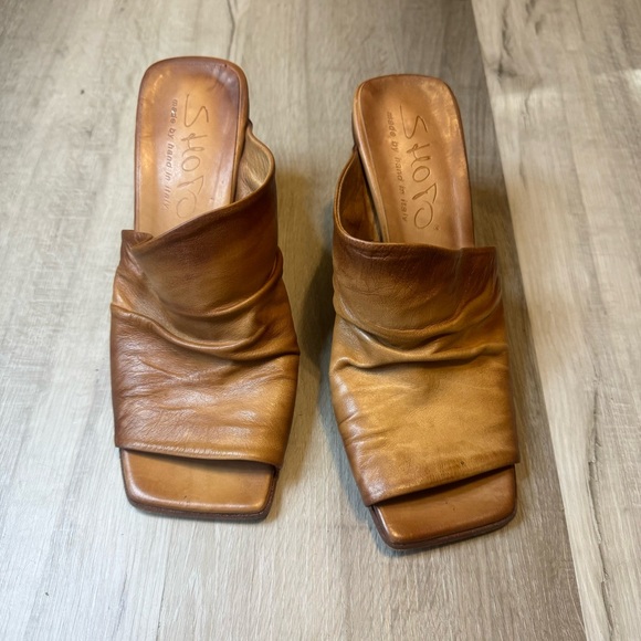 SHOTO fine Italian leather heeled sandals - Picture 10 of 11